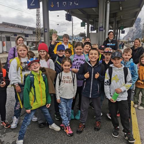 Unsere Klasse am Bahnhof