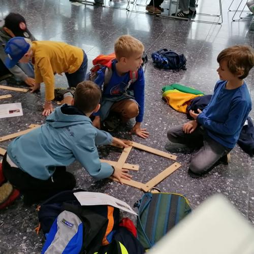 Leonardo-Brücke bauen