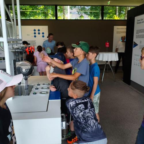 Versuch im Besucherzentrum