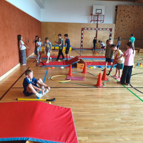 Minigolf im Turnsaal