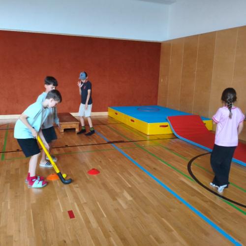 Minigolf im Turnsaal